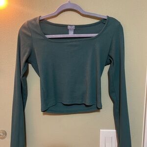 Tilly’s long-sleeve crop top.